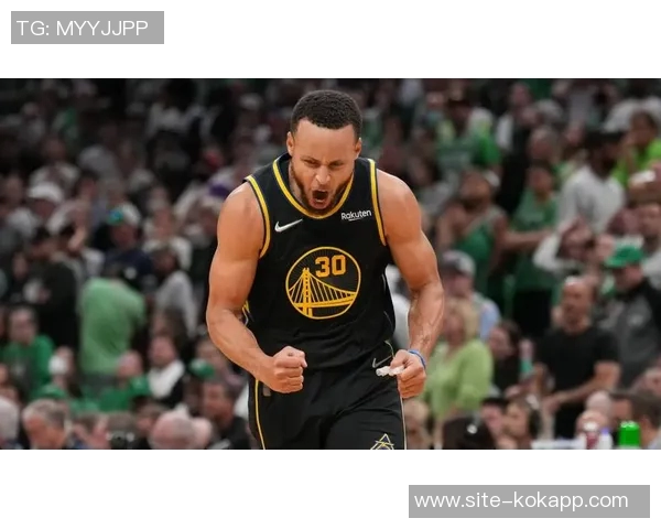 库里状态火热过去8场均砍31分5篮板5助攻三项命中率超高