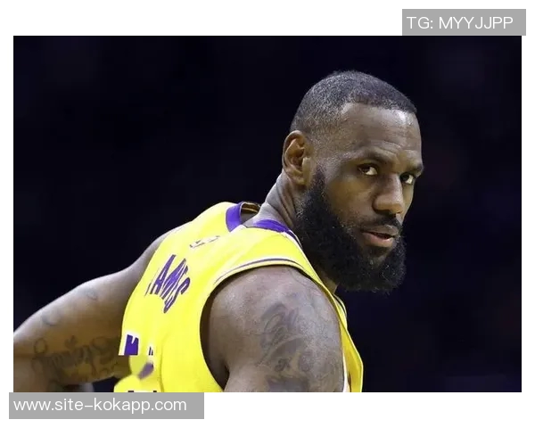 苏群分析詹姆斯未来可能提前退役或突然宣布不再参赛的多种可能性