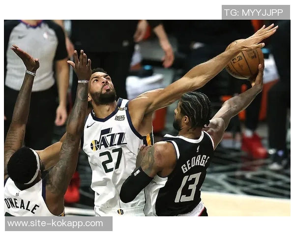 卢指导强调进攻不顺不应影响防守强度坚守防守制胜的信念与决心